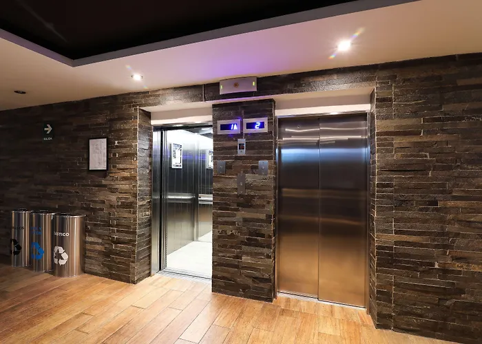 Sonesta Hotel
