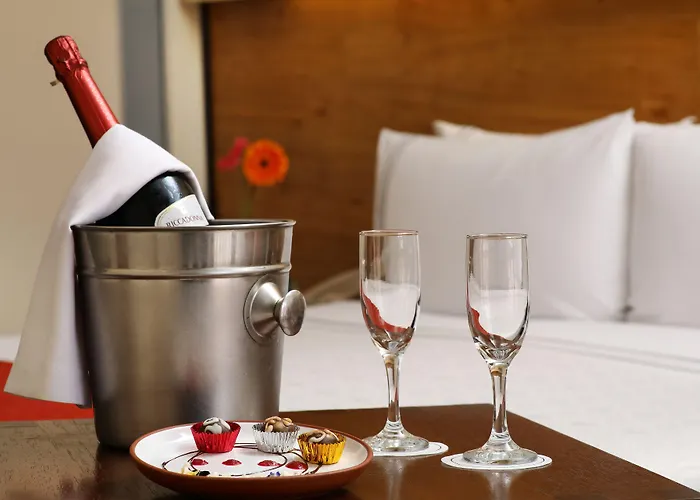 Sonesta Hotel 4*