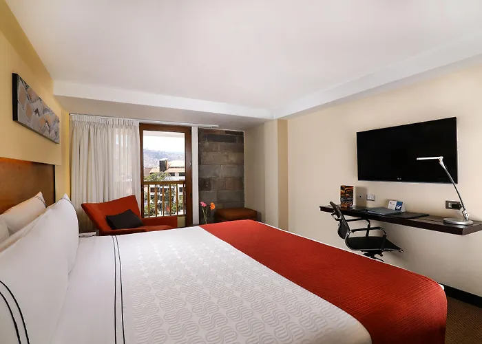 Sonesta Hotel